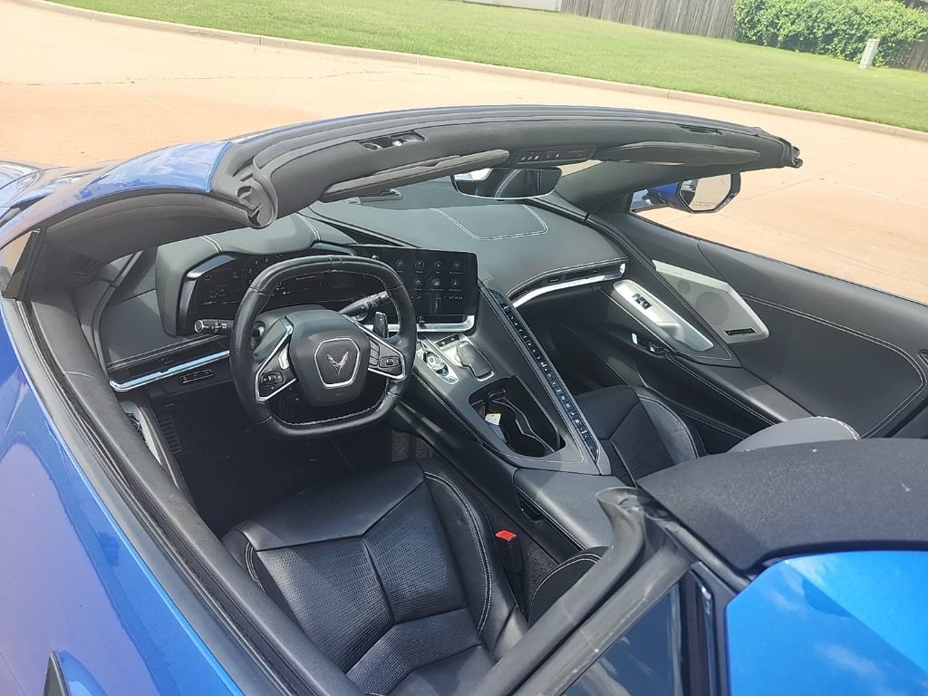 Used 2020 Chevrolet Corvette Stingray Preferred Conv w/ 2LT Preferred Equipment Group RWD image 9