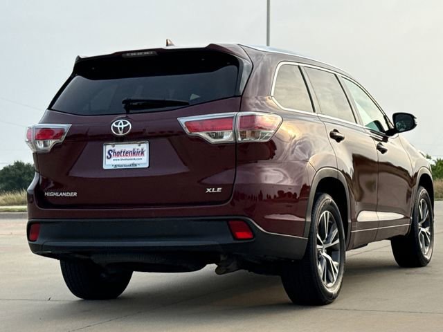 Used 2016 Toyota Highlander XLE FWD image 8