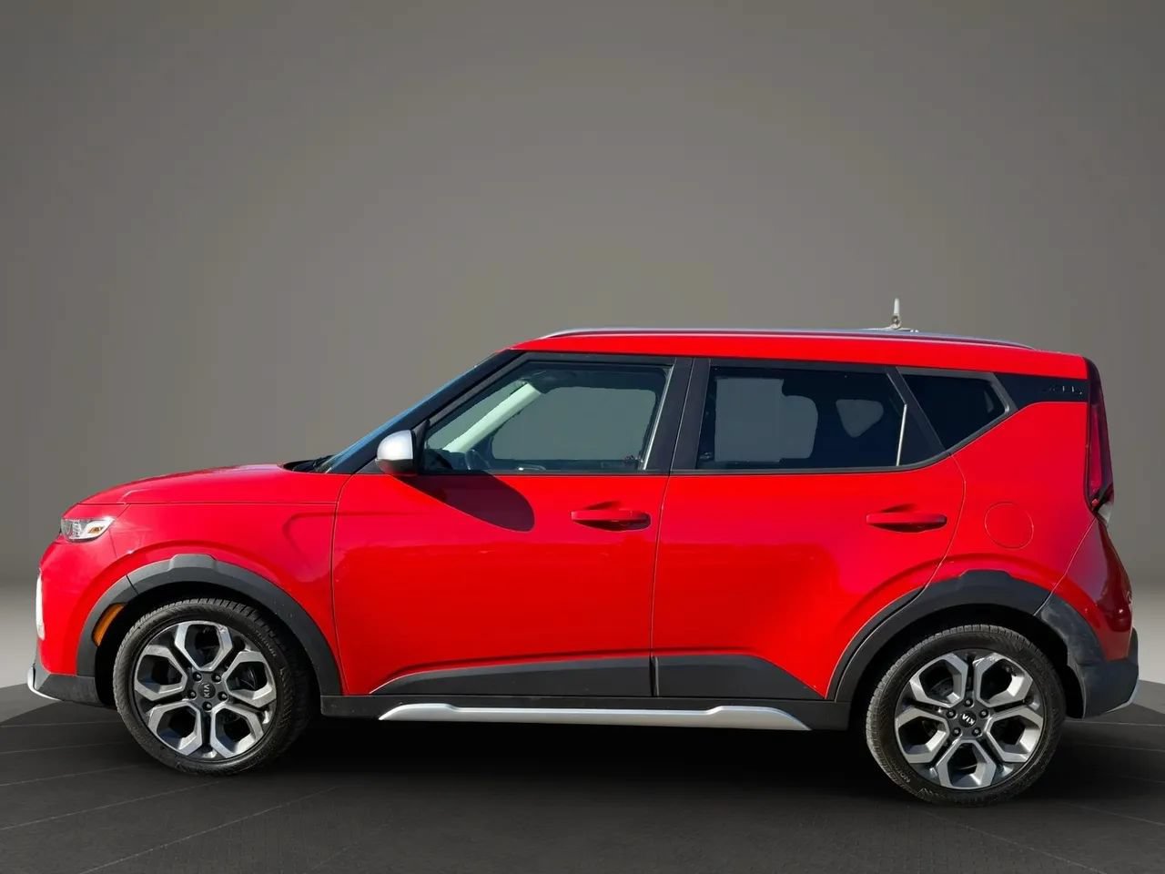 Used 2020 Kia Soul X-Line FWD image 8