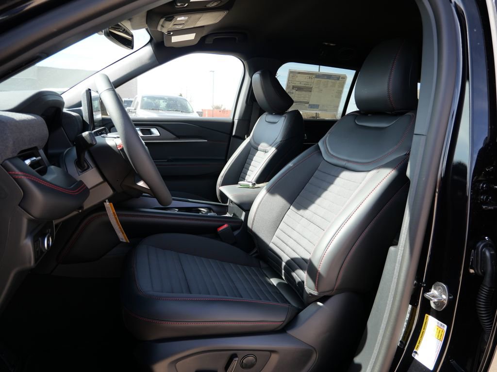 New 2026 Ford Explorer ST-Line w/ Premium Package RWD image 17