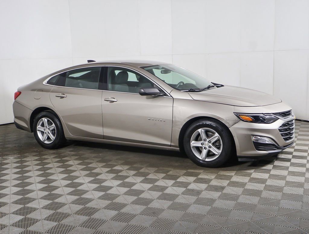 Used 2022 Chevrolet Malibu LS image 11