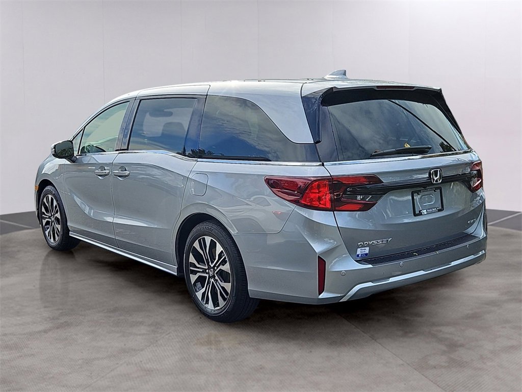 Certified 2026 Honda Odyssey Elite image 6