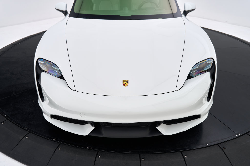 Used 2020 Porsche Taycan Turbo AWD/4WD image 18