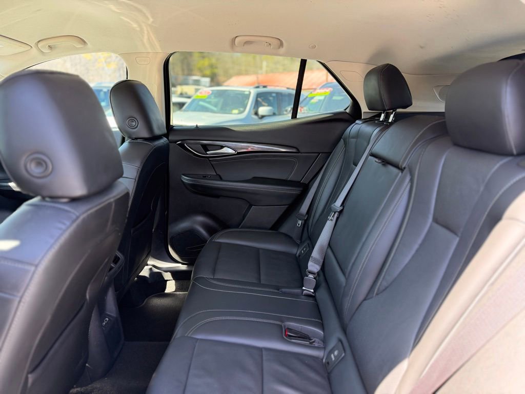 Used 2023 Buick Envision Essence AWD/4WD image 6