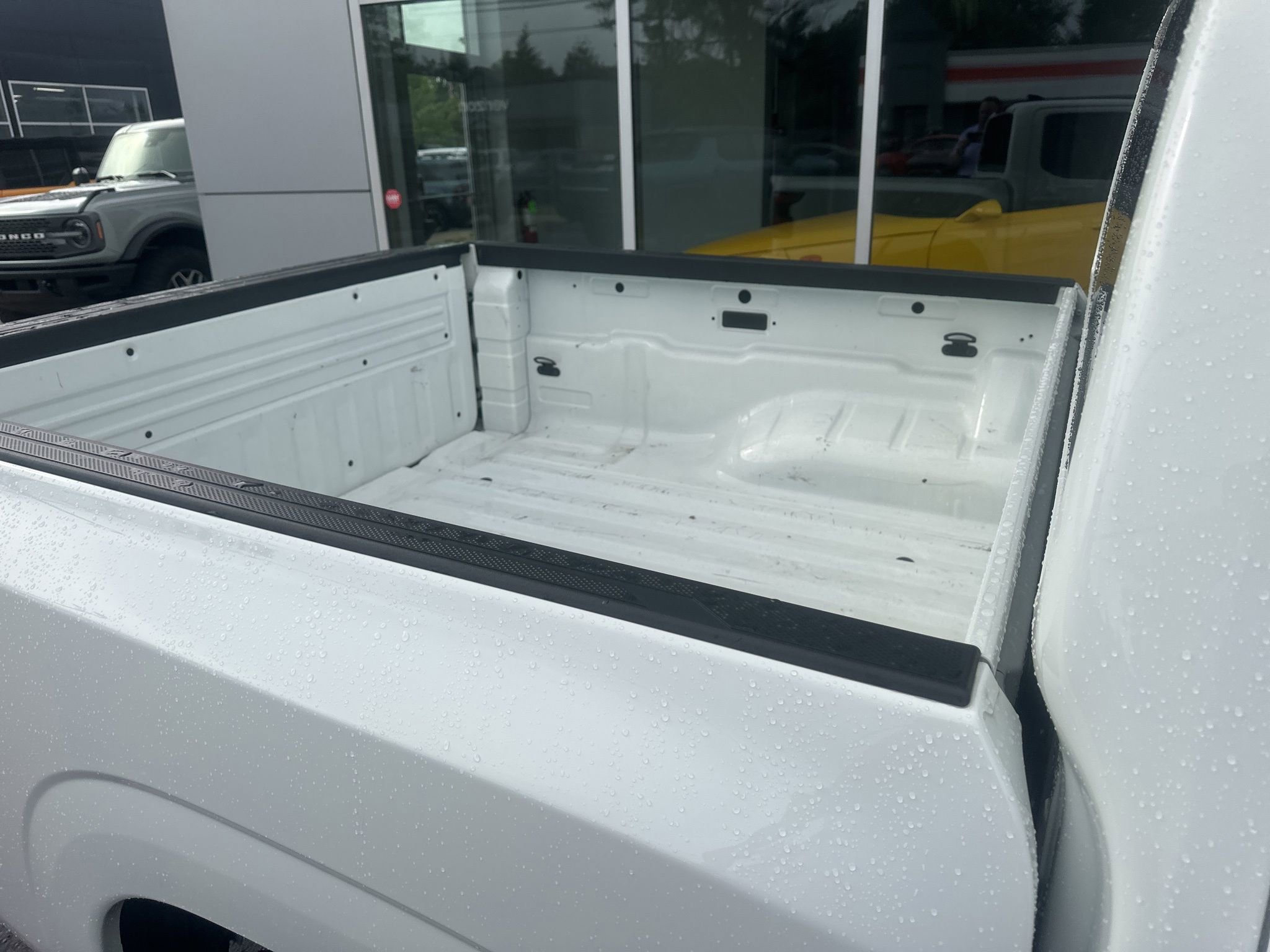 Used 2025 Nissan Frontier SV RWD image 17