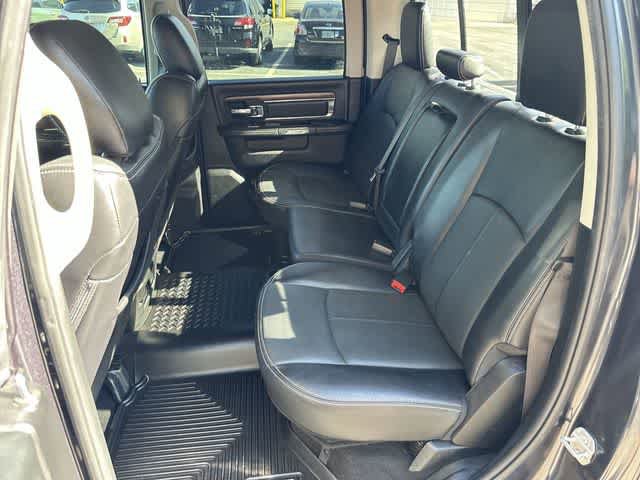 Used 2018 RAM 1500 Laramie w/ Convenience Group AWD/4WD image 18