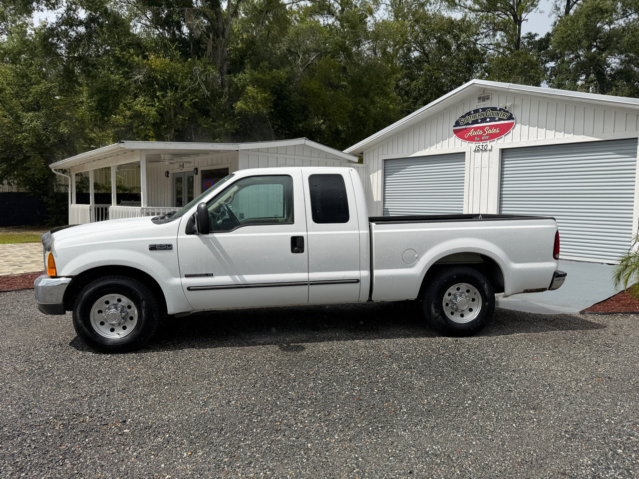 Used 1999 Ford F250 XLT image 7