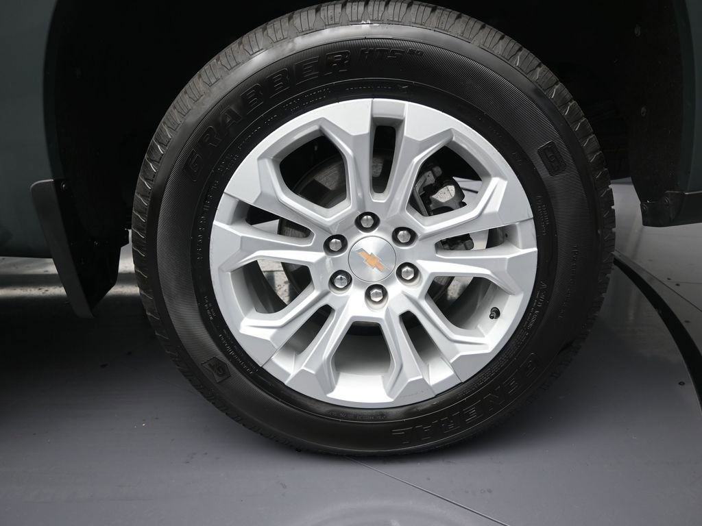 Used 2025 Chevrolet Silverado 1500 LTZ image 10