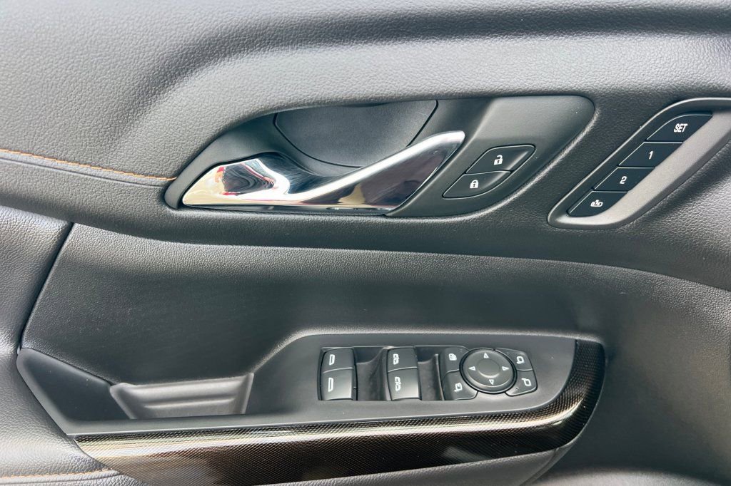 Certified 2023 GMC Acadia AT4 w/ Preferred Package image 8