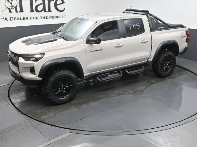 New 2026 Chevrolet Colorado ZR2 w/ Midnight Edition AWD/4WD image 22