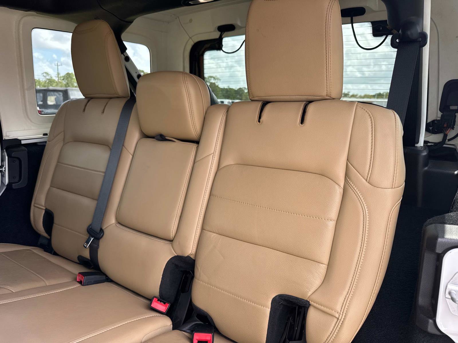 Used 2019 Jeep Wrangler Unlimited Sahara w/ Dual Top Group image 13