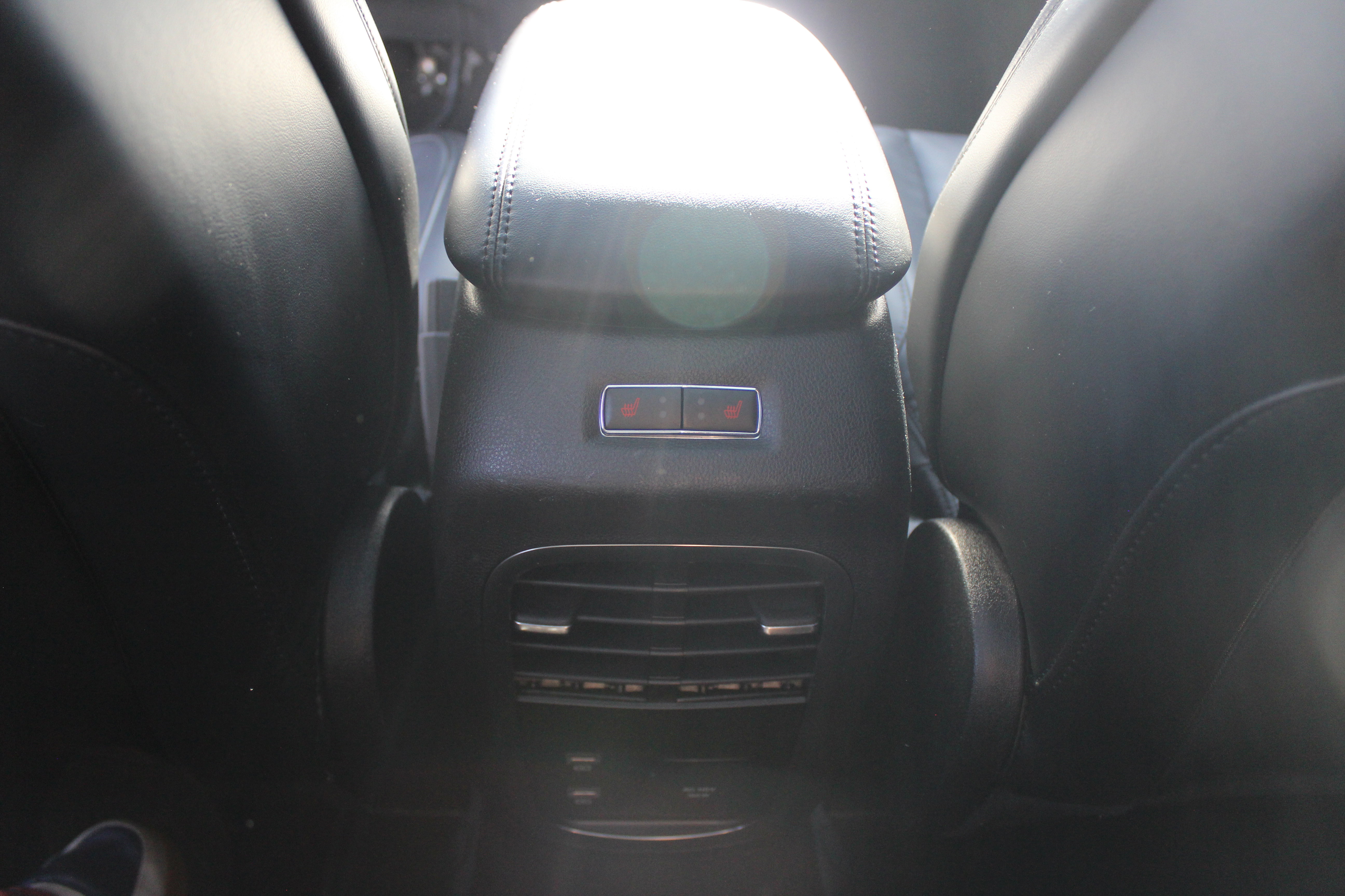 Used 2019 Lincoln MKC Reserve w/ MKC Climate Package image 11