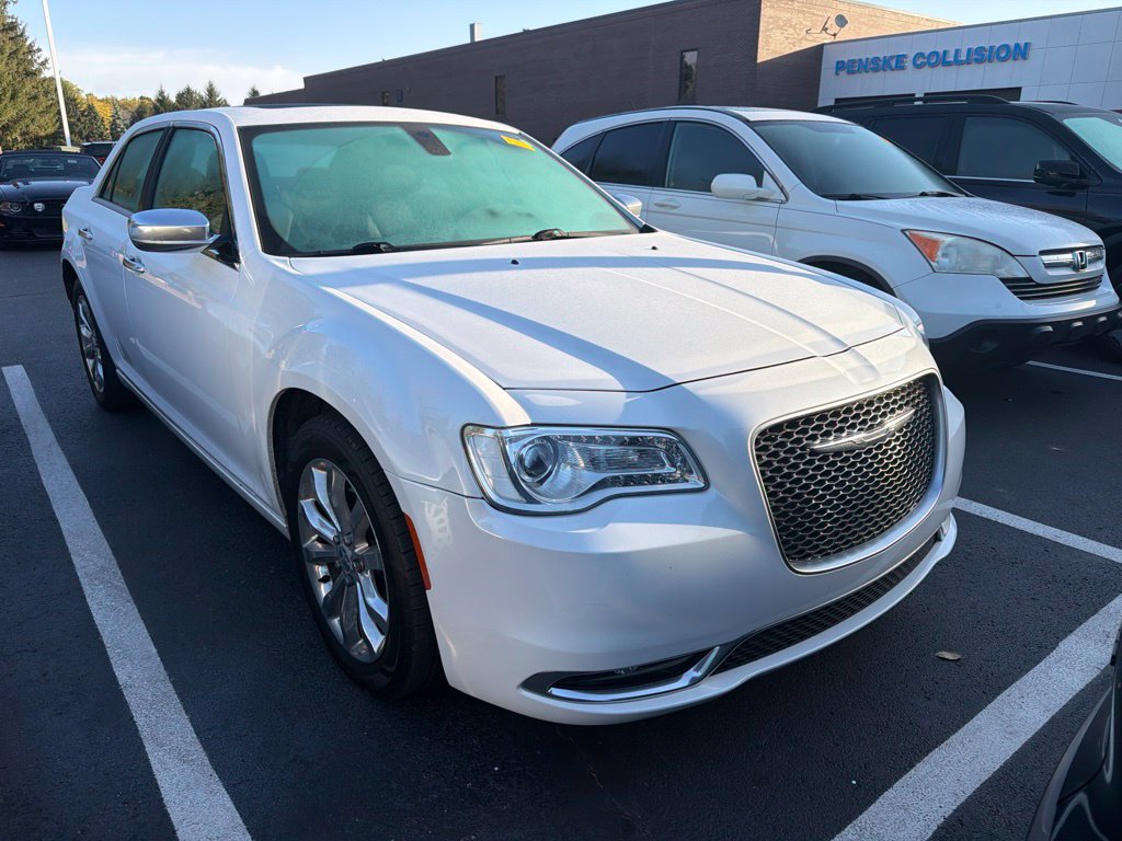 Used 2015 Chrysler 300 C Platinum AWD/4WD image 4
