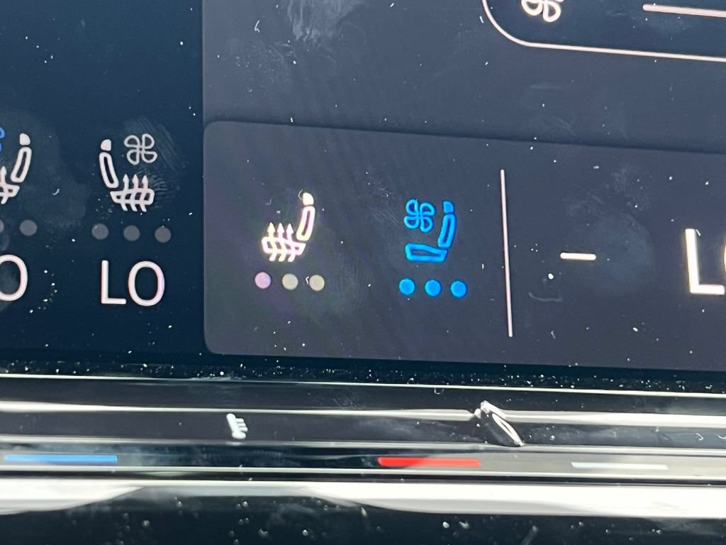 New 2025 Volkswagen Atlas Cross Sport SE AWD/4WD image 26