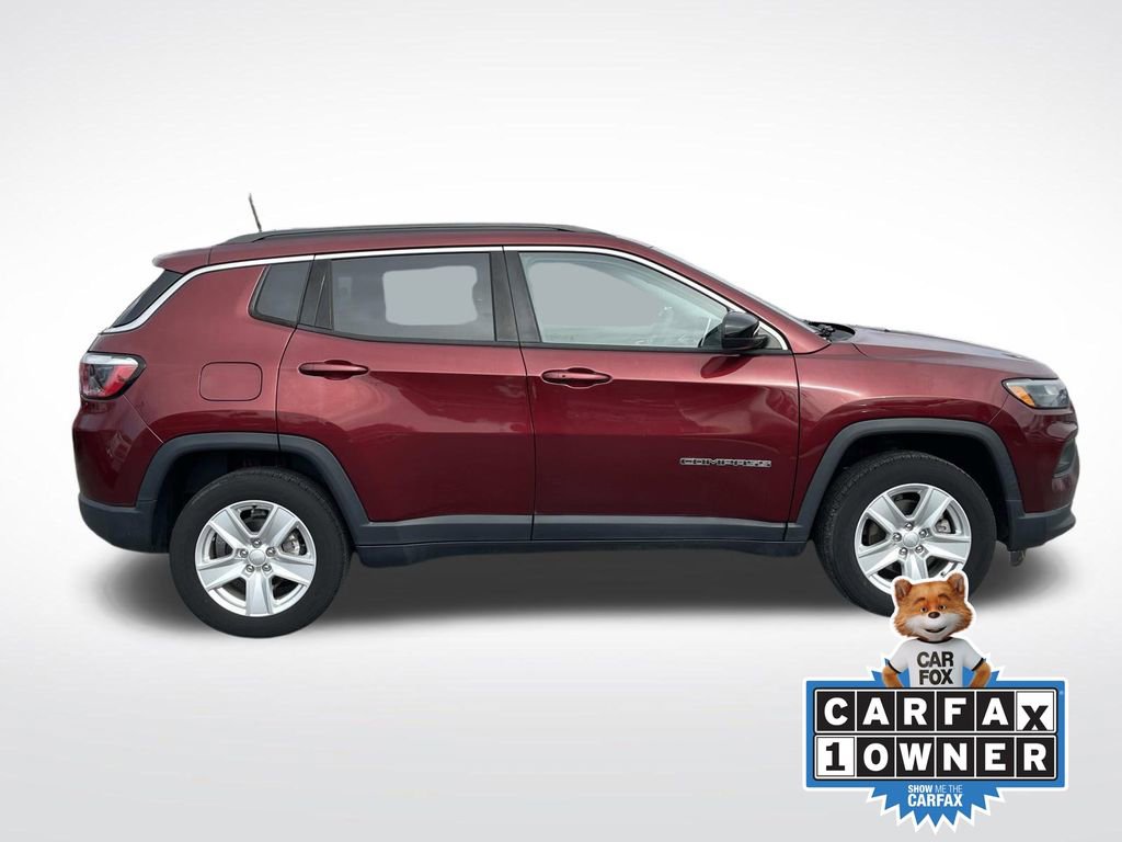 Used 2022 Jeep Compass Latitude video 2