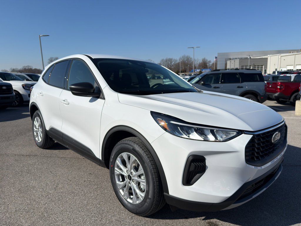 New 2026 Ford Escape Active w/ Cold Weather Package FWD image 3