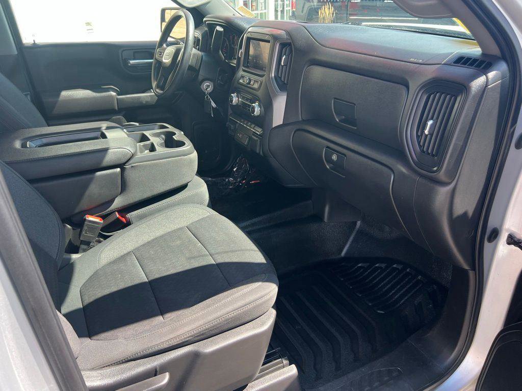 Used 2022 GMC Sierra 1500 Pro w/ Fleet Convenience Package image 16