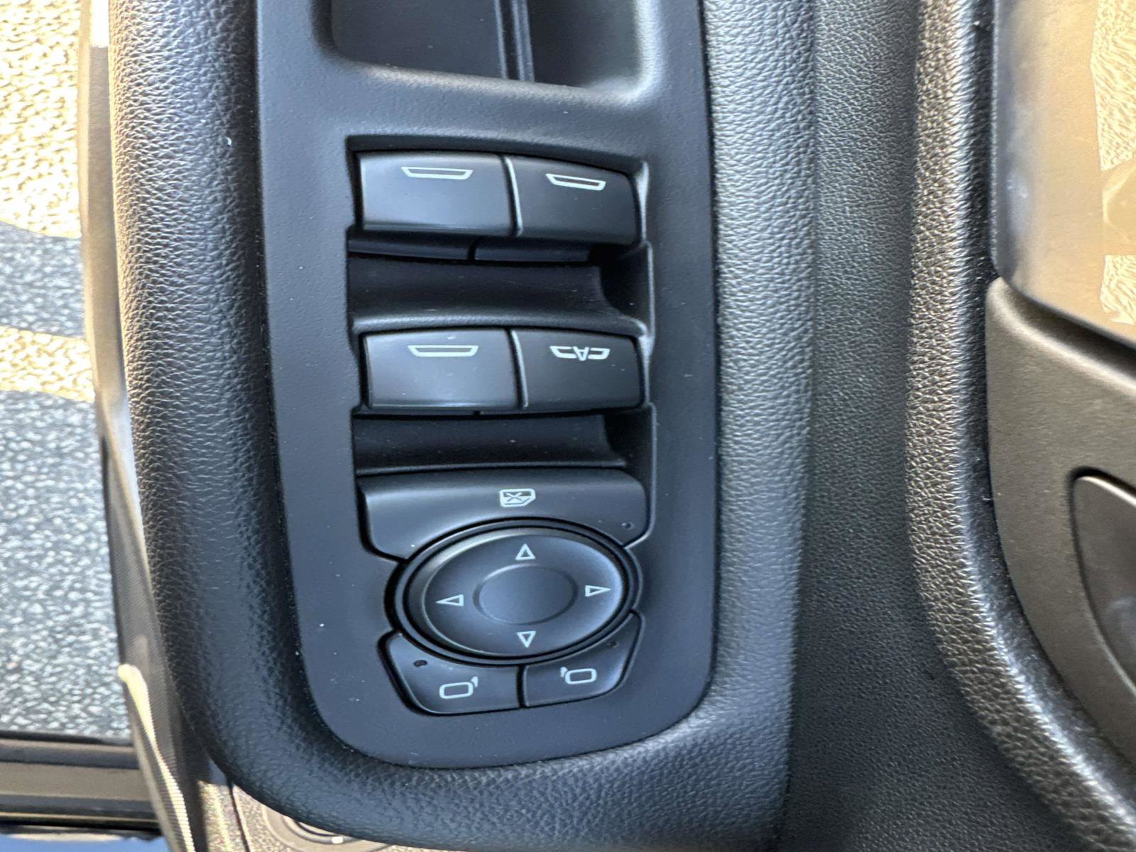 Used 2022 GMC Terrain SLT image 20