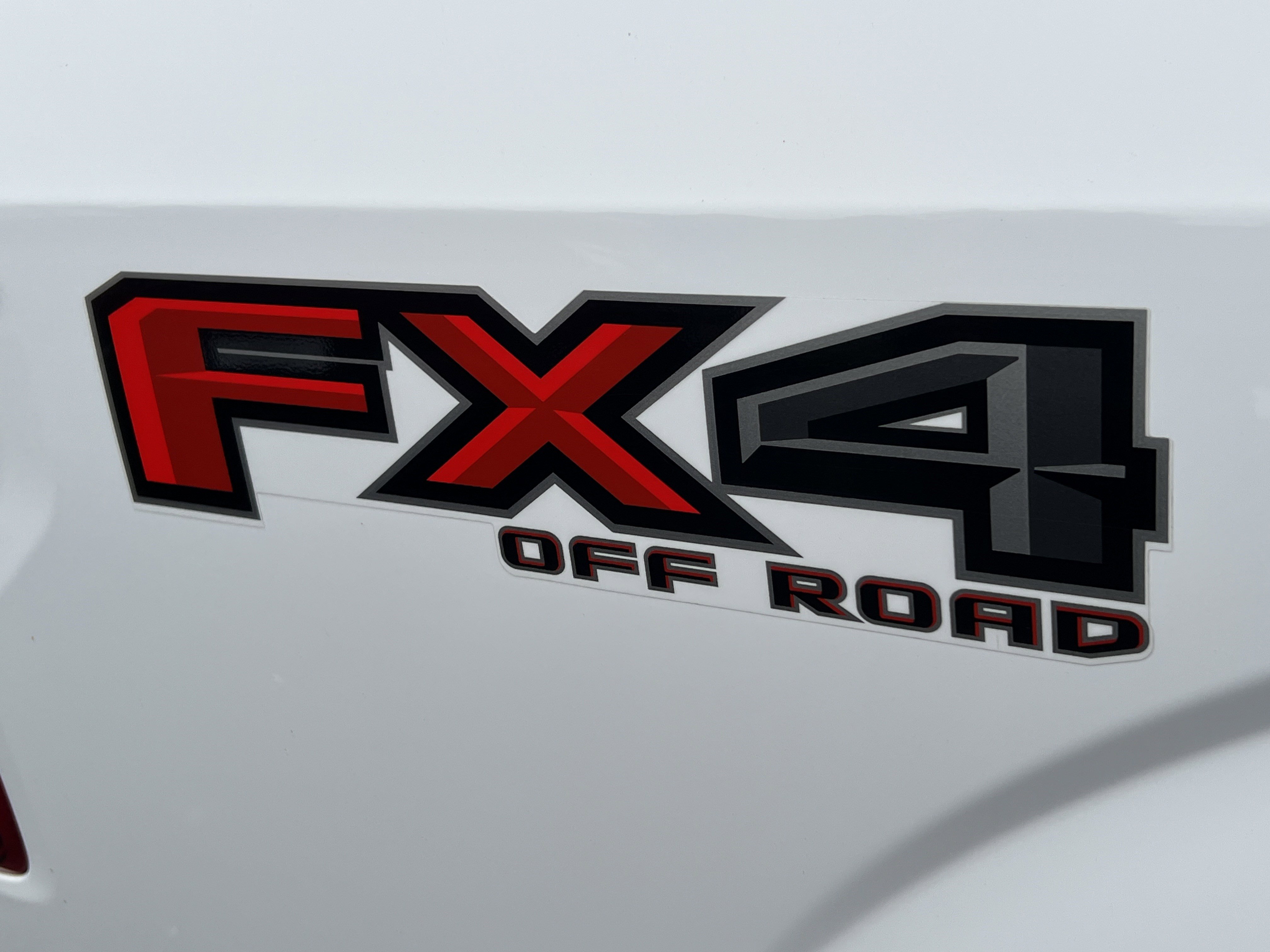 Used 2016 Ford F150 Lariat w/ Equipment Group 502A Luxury image 10