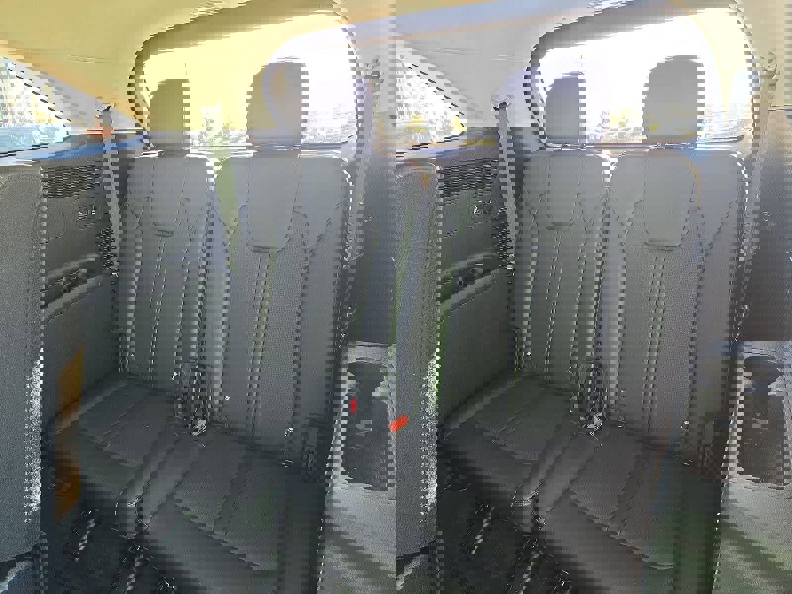 Certified 2024 Kia Sorento S image 35