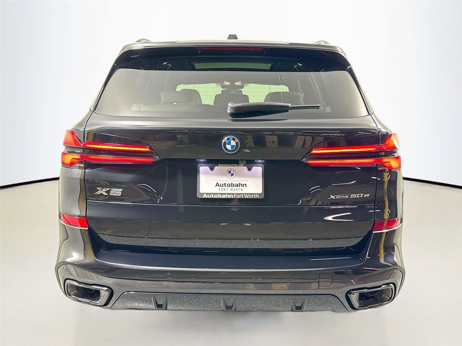 Used 2026 BMW X5 xDrive50e AWD/4WD image 11