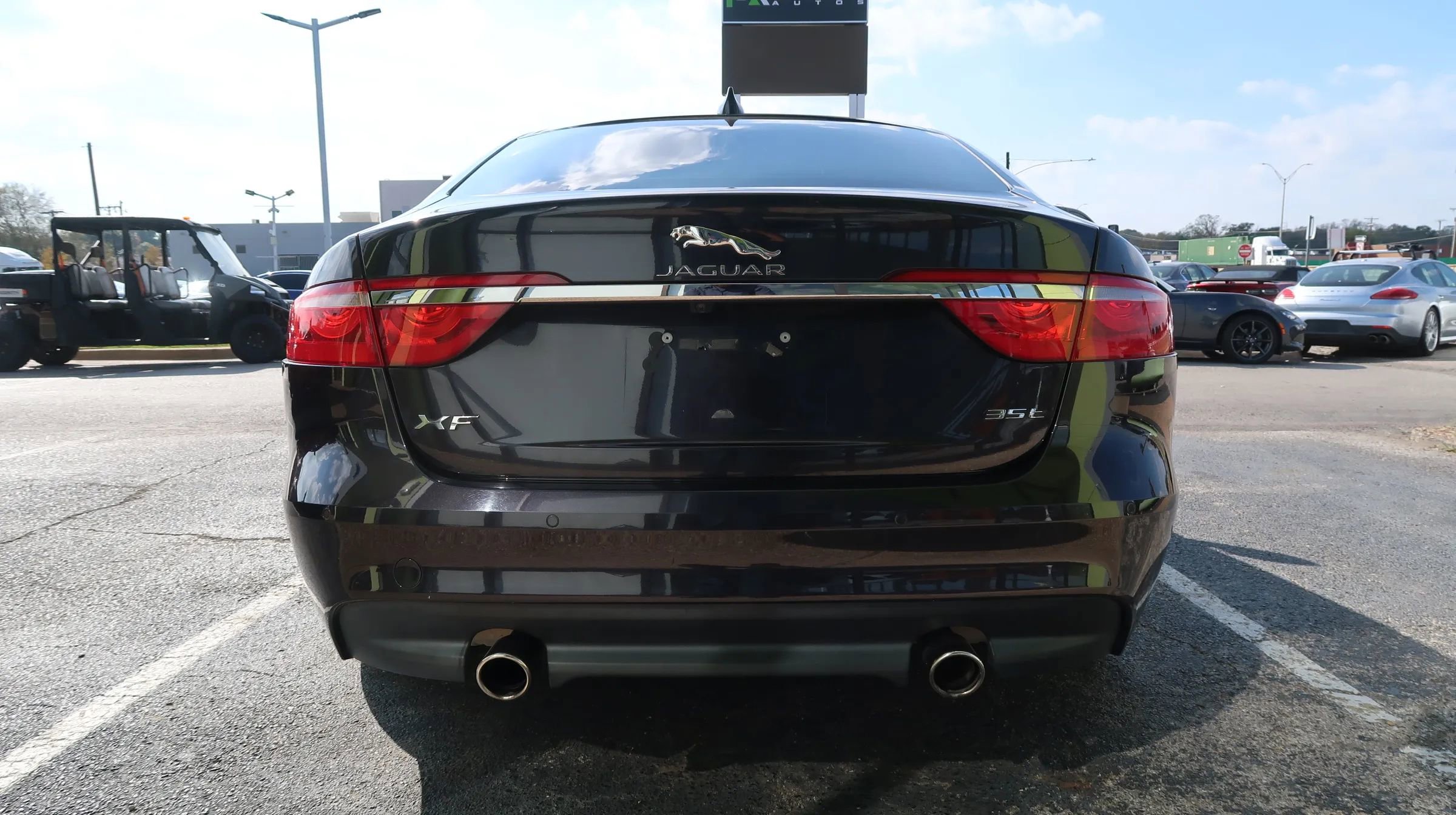 Used 2017 Jaguar XF Prestige image 9