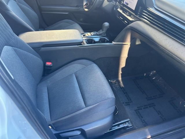 Used 2025 Toyota Camry LE image 17