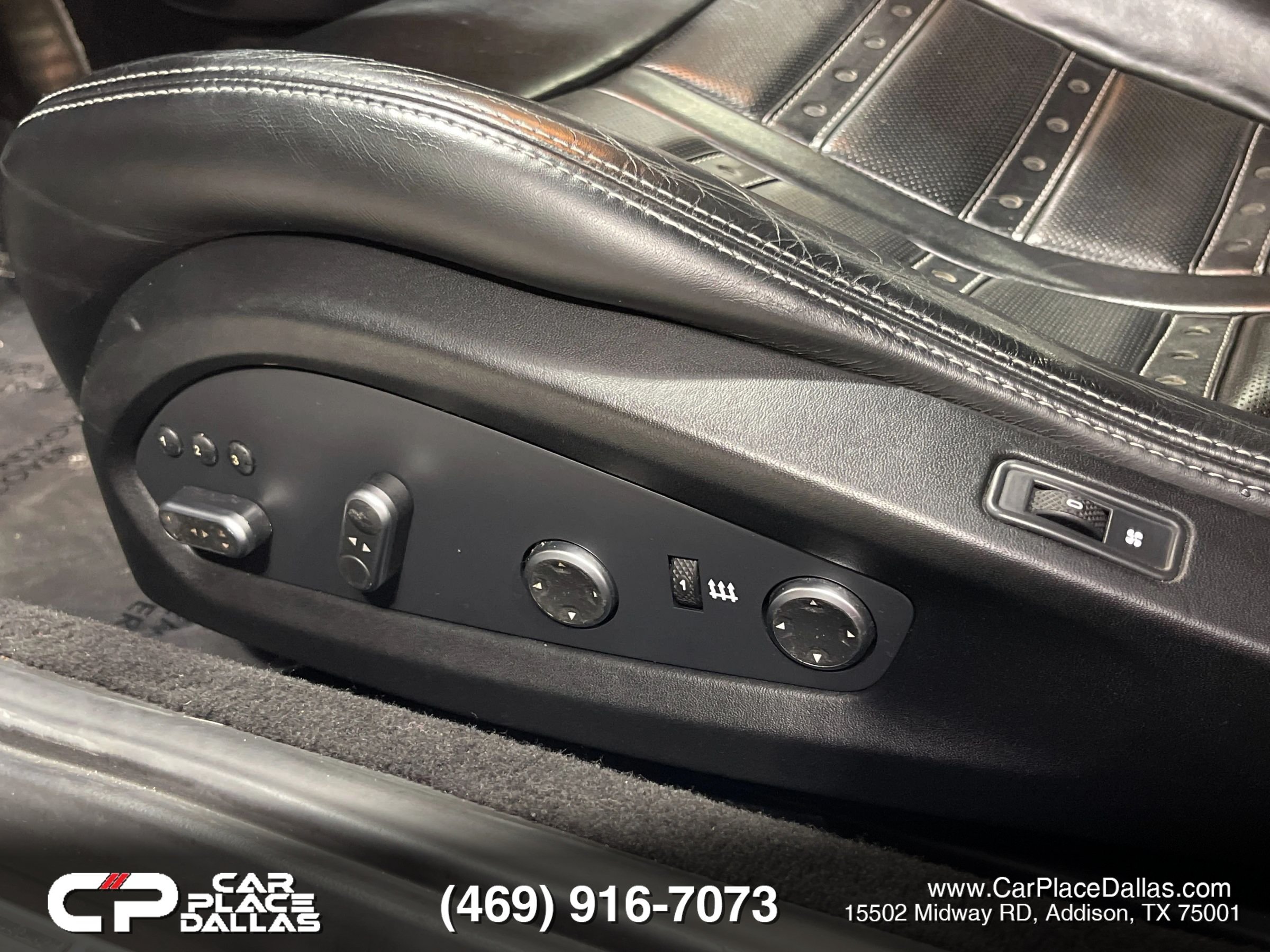 Used 2016 Ferrari California T RWD image 23