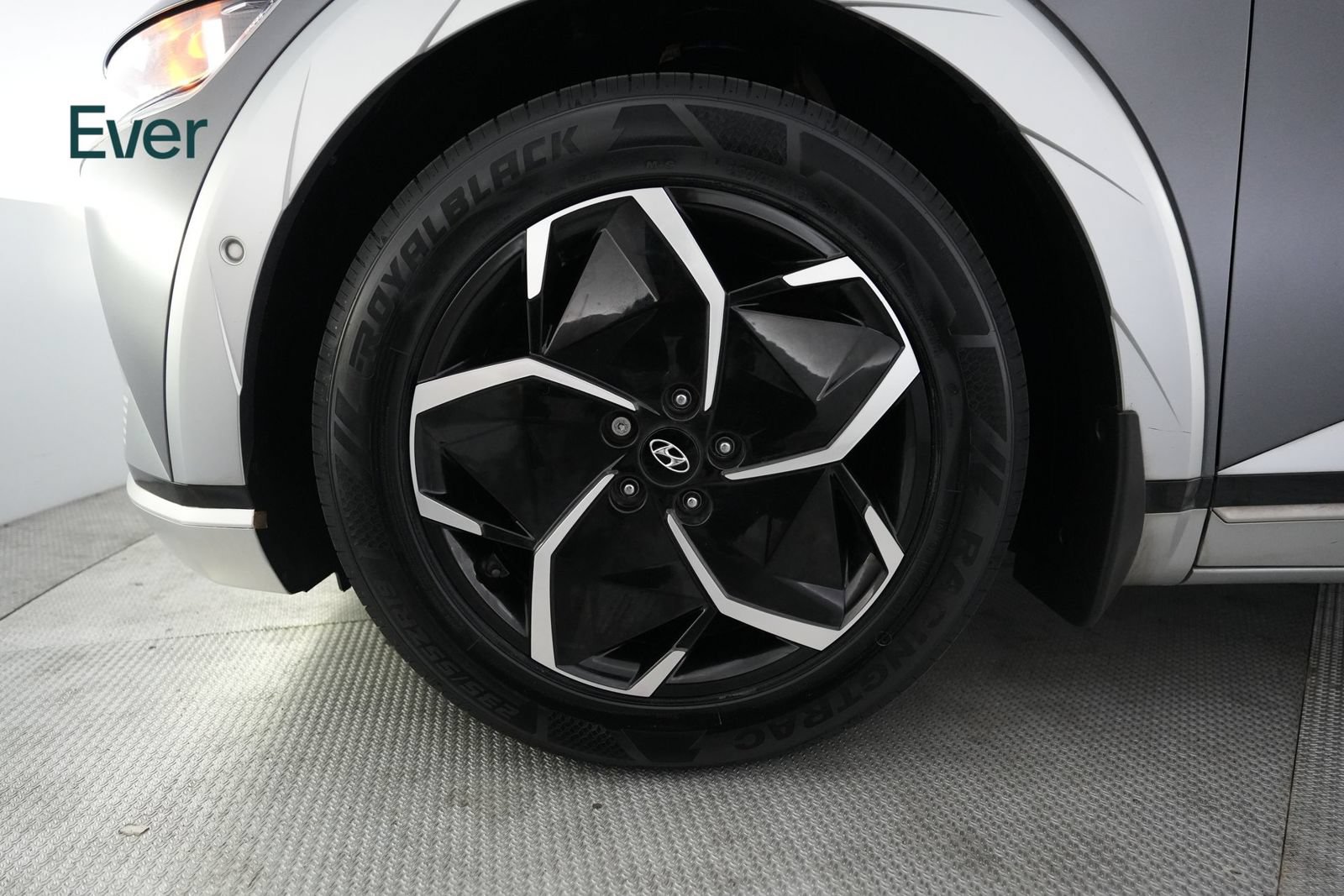 Used 2023 Hyundai Ioniq 5 Limited RWD image 19