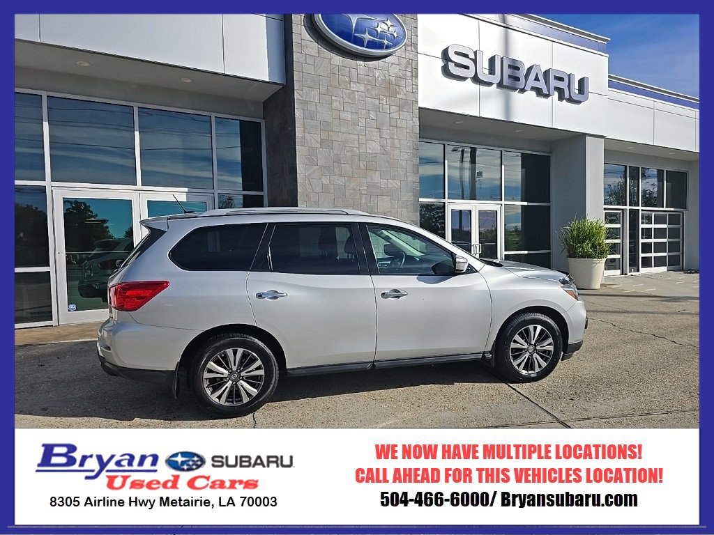 Used 2017 Nissan Pathfinder SV