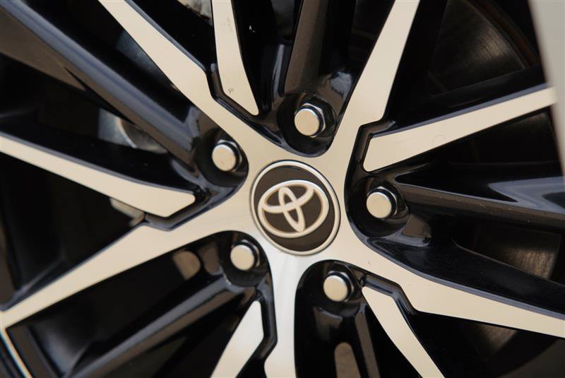 Used 2024 Toyota Camry SE w/ Audio Upgrade Package FWD image 19