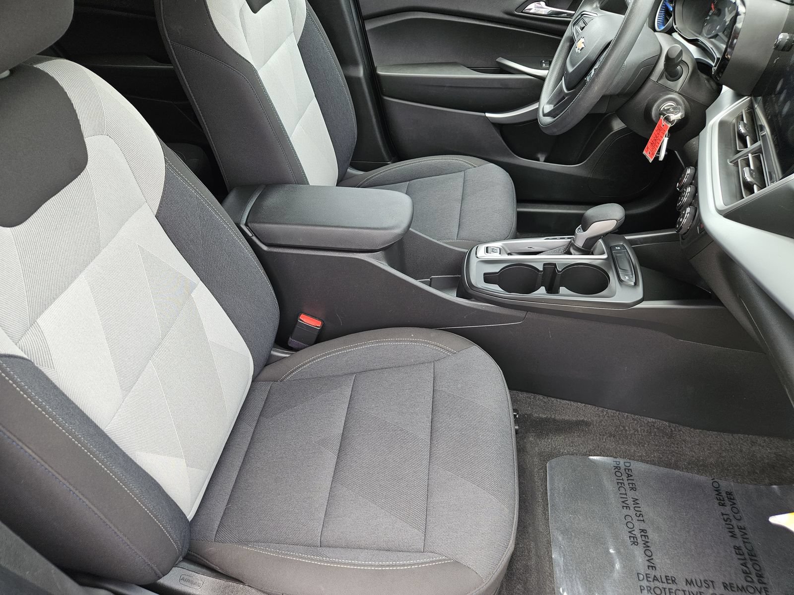 Certified 2025 Chevrolet Trax LS FWD image 16