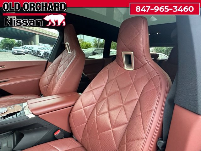 Used 2023 BMW iX xDrive50 w/ Premium Package AWD/4WD image 13