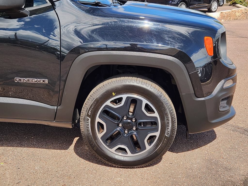Used 2017 Jeep Renegade Sport w/ Power & Air Group AWD/4WD image 29