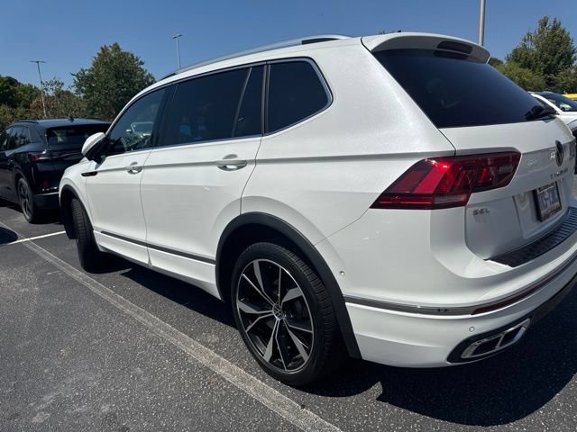 Certified 2024 Volkswagen Tiguan SEL R-Line AWD/4WD image 10
