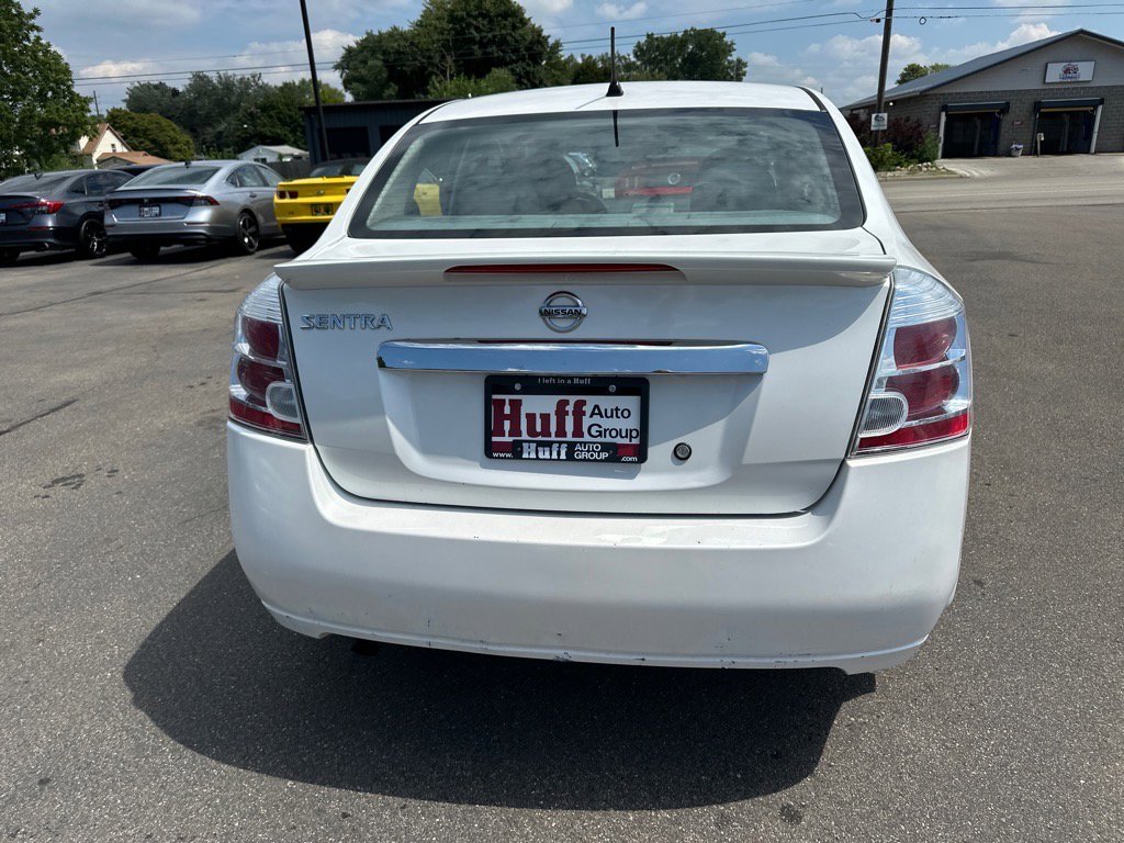 Used 2011 Nissan Sentra 2.0 image 4