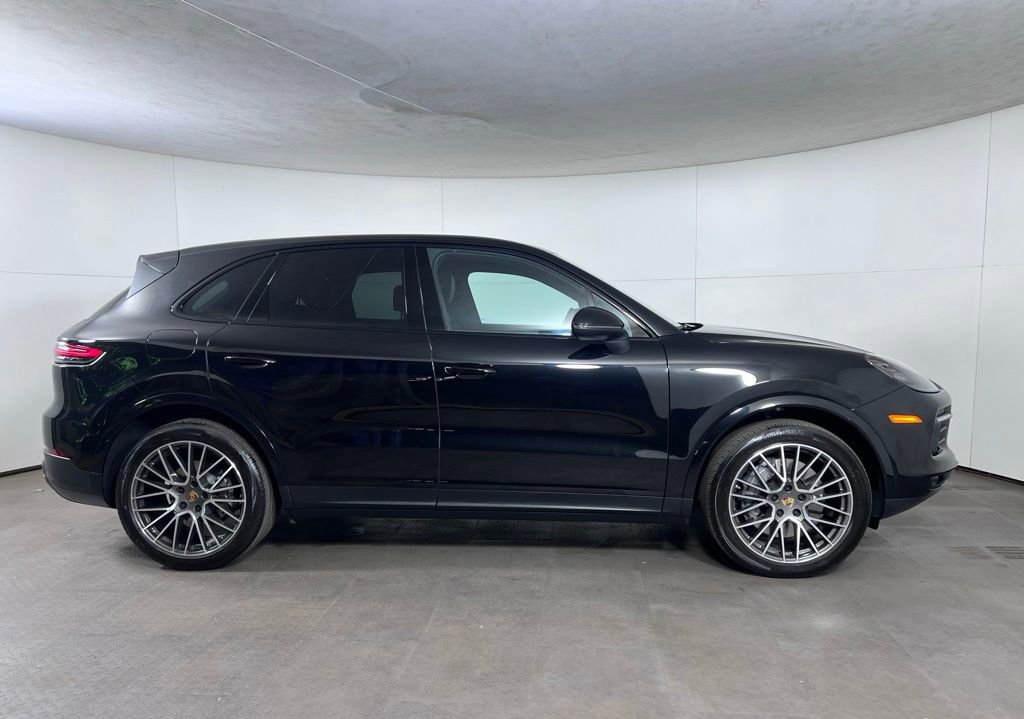 Certified 2023 Porsche Cayenne S AWD/4WD image 8