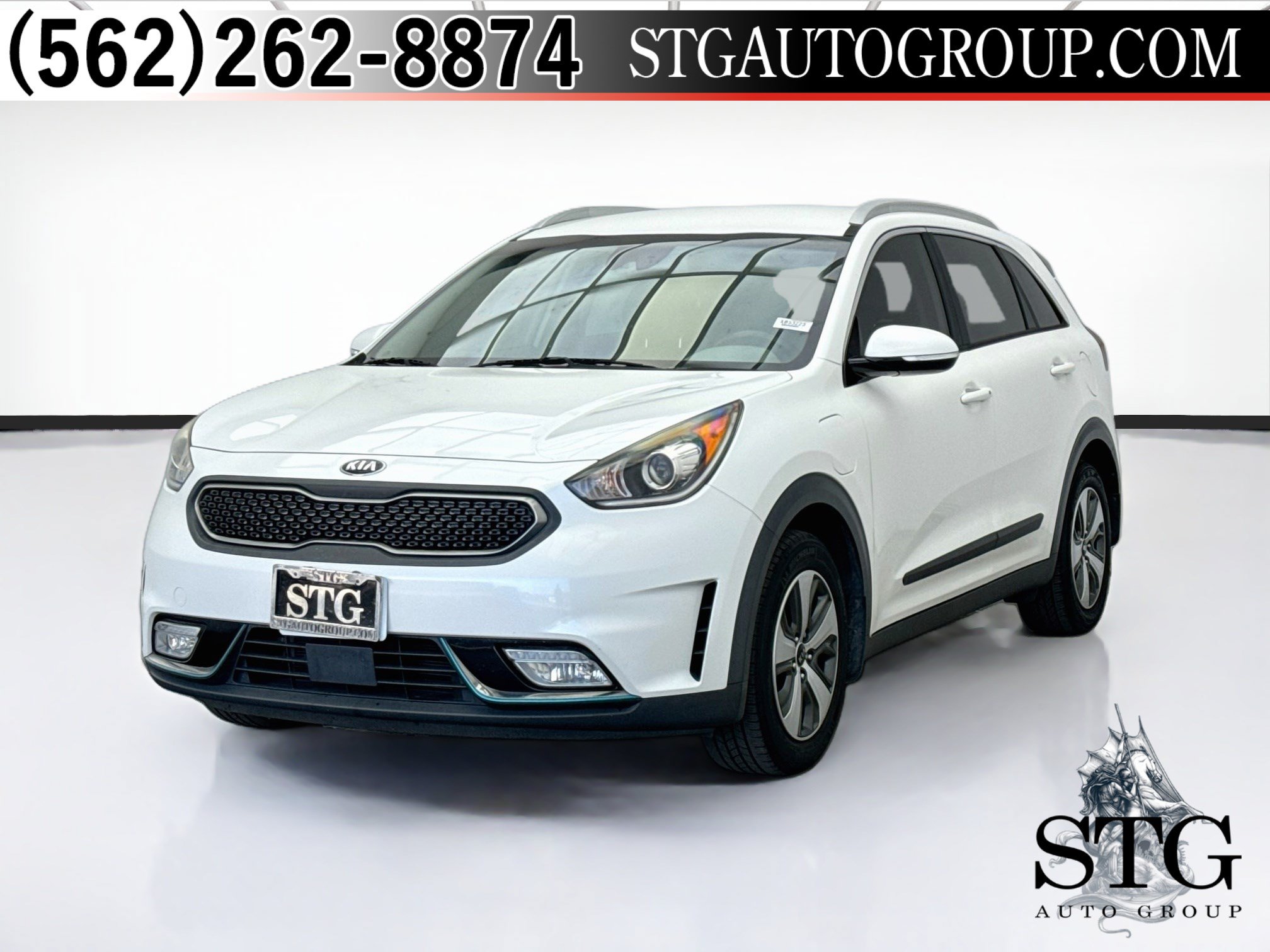 Used 2018 Kia Niro EX FWD image 1