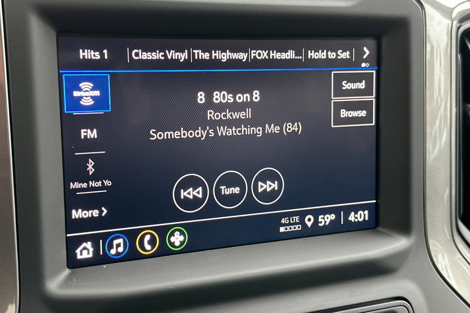 Certified 2024 Chevrolet Silverado 1500 Custom image 18