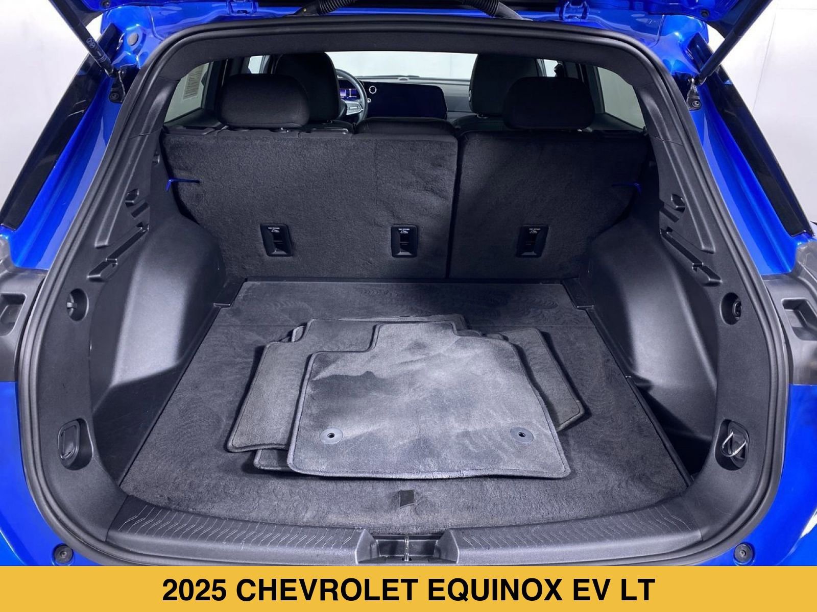 Certified 2025 Chevrolet Equinox EV LT FWD image 25