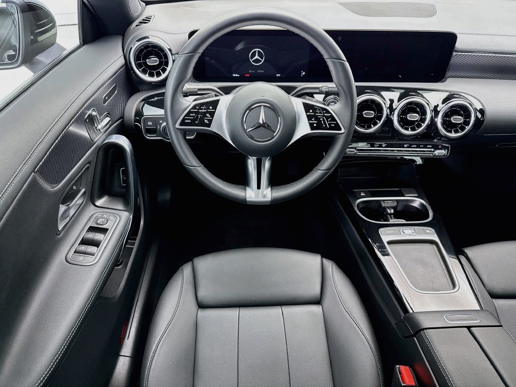Certified 2026 Mercedes-Benz CLA 250 image 10