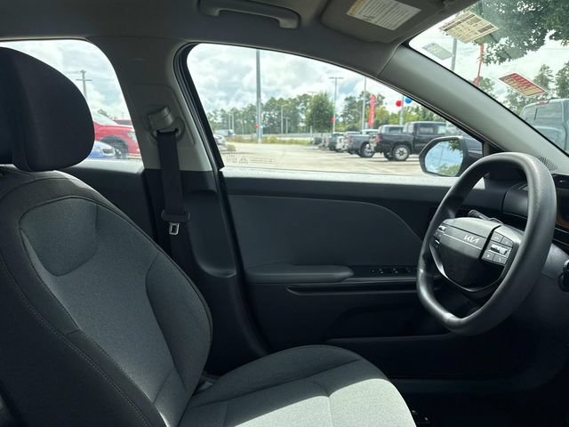 Used 2025 Kia K4 FWD image 13