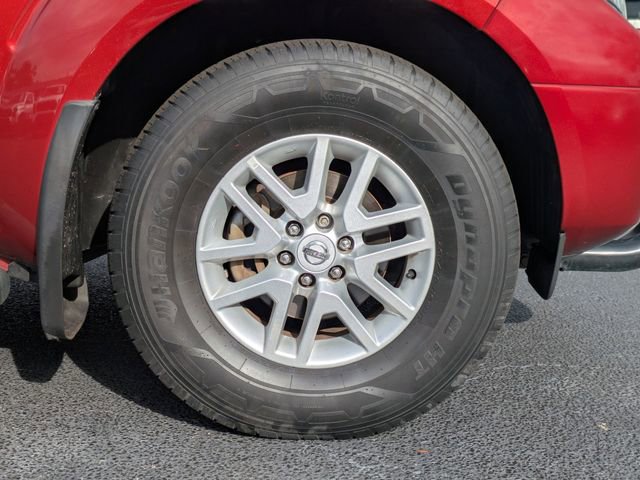 Used 2020 Nissan Frontier SV image 11