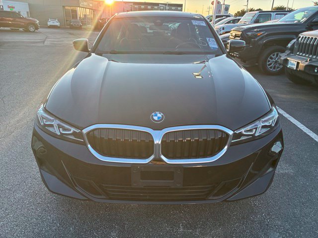 Used 2023 BMW 330i xDrive Sedan w/ Driving Assistance Package AWD/4WD image 17
