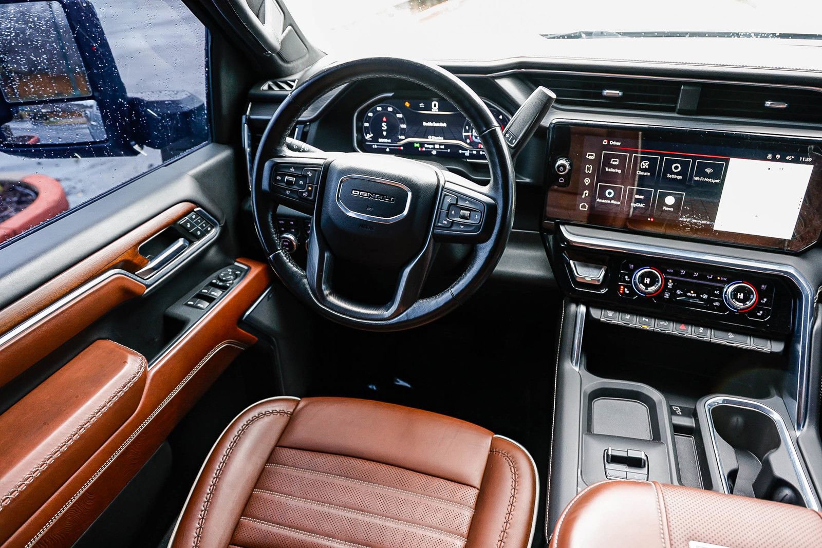 Used 2024 GMC Sierra 2500 Denali Ultimate w/ Max Trailering Package image 14