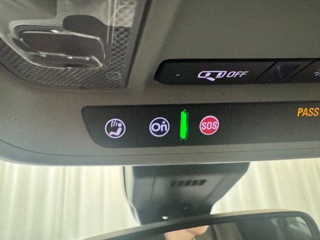 Used 2020 Chevrolet Equinox LT image 25