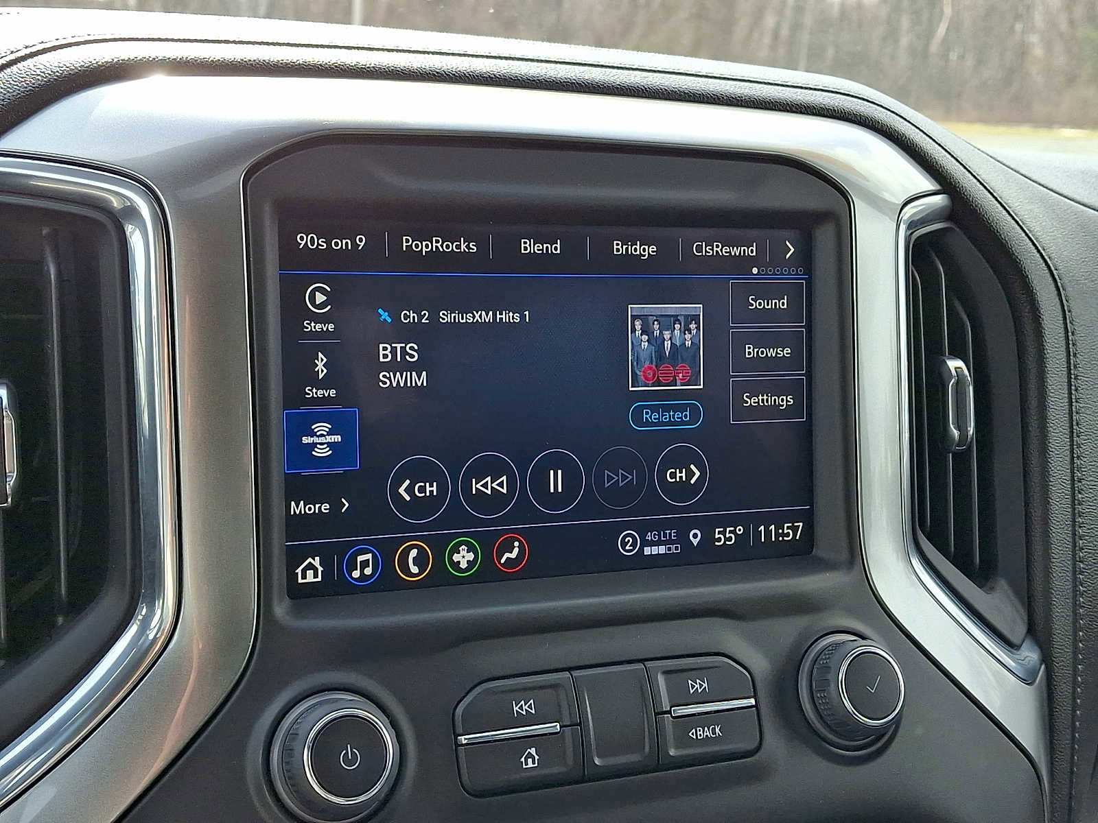 Certified 2022 Chevrolet Silverado 1500 RST w/ Redline Edition image 18