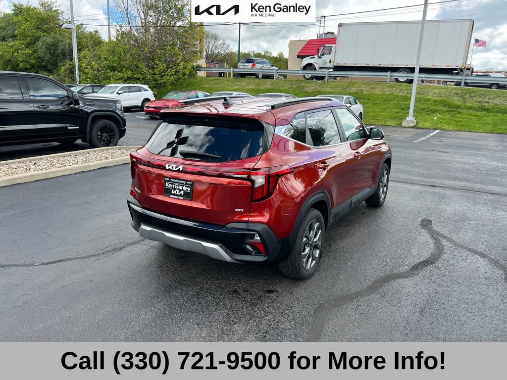 Certified 2024 Kia Seltos S AWD/4WD image 11