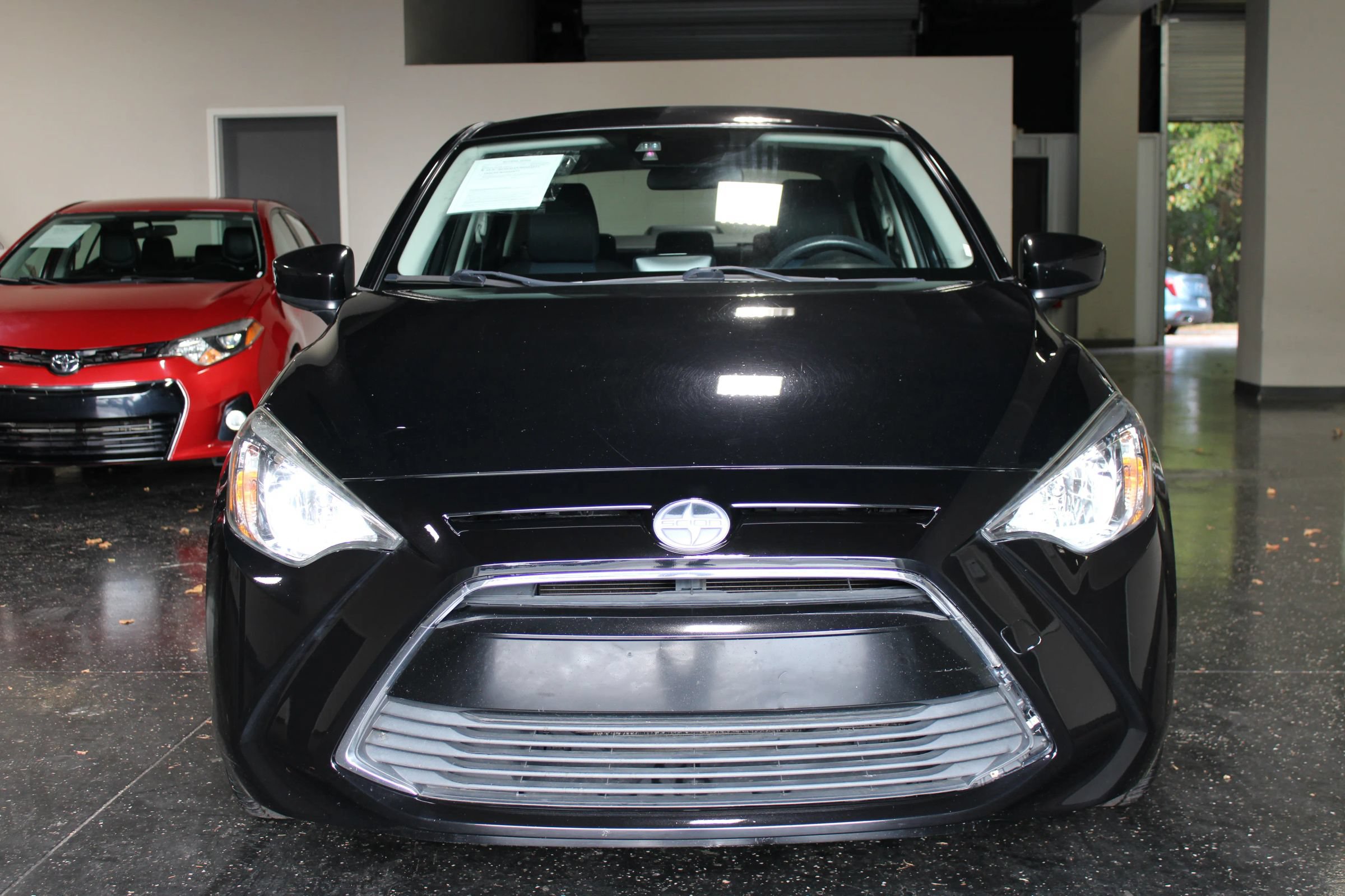 Used 2016 Scion iA FWD image 7