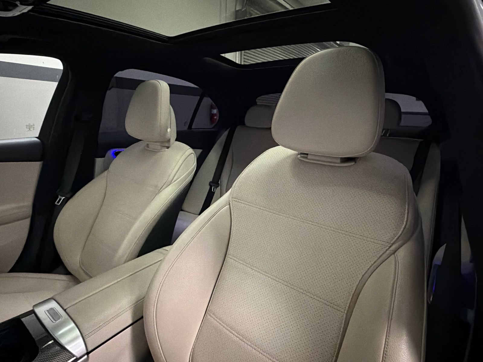 Used 2022 Mercedes-Benz C 300 Sedan image 26